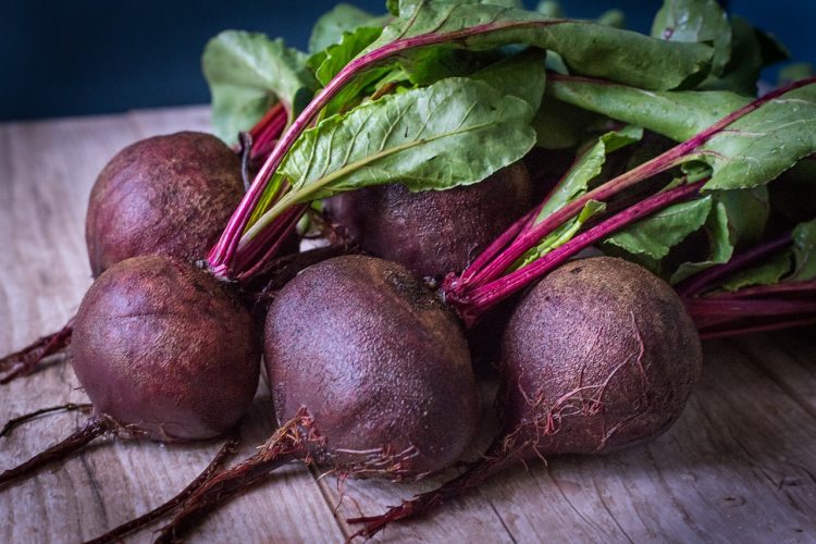beets, purple, green